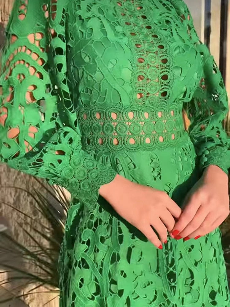 فستان الواحة الخضراء